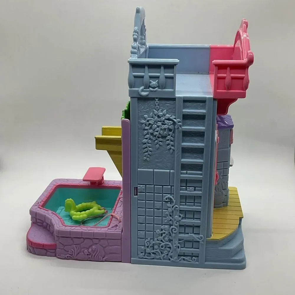 Vintage Fisher-Price Blue, Pink & Purple Sweet Streets Seaside Play Shop
